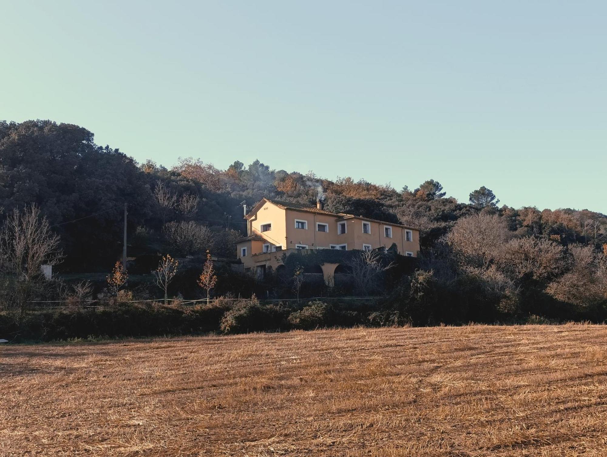 Mas Pitre Acomodação com café da manhã Besalú Exterior foto
