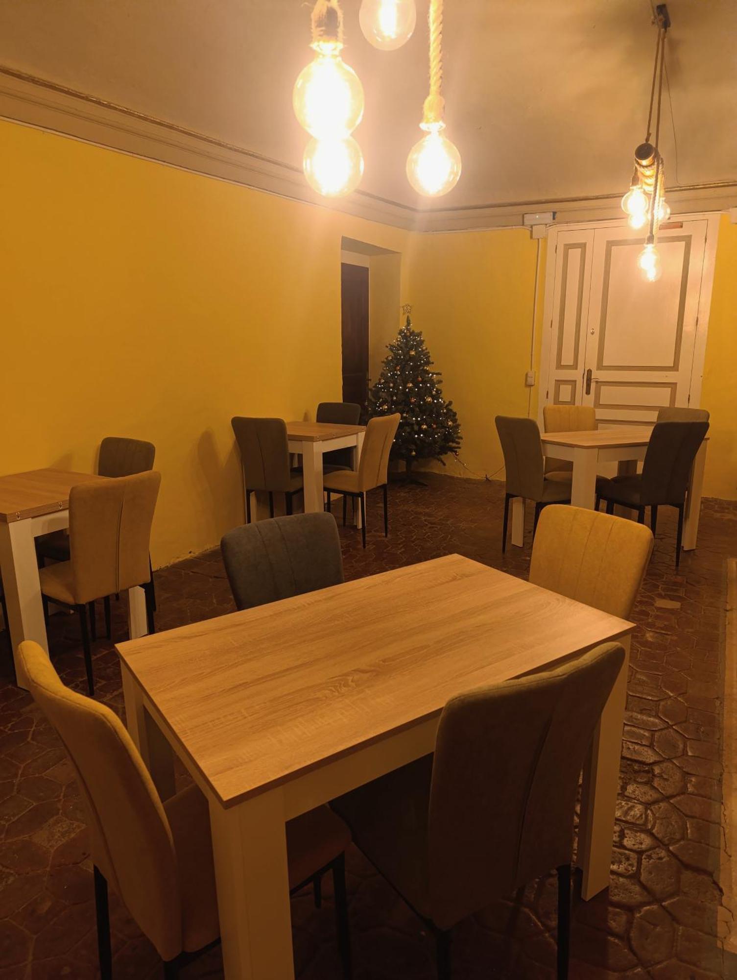 Mas Pitre Acomodação com café da manhã Besalú Exterior foto